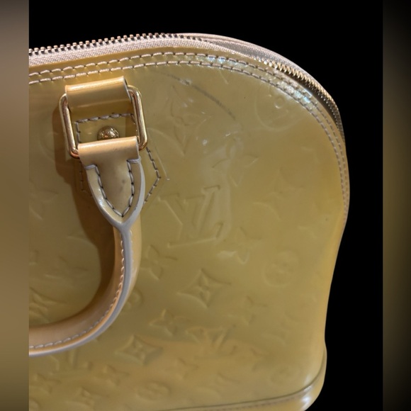 Louis Vuitton Vernis Alma PM – Citrine - Picture 10 of 16